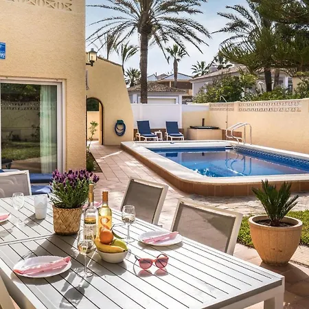 Vakantiehuis Nice In With Wifi, Private Swimming Pool And Outdoor Swimming Pool